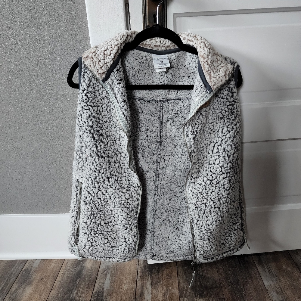 LAST CHANCE Warm sherpa vest